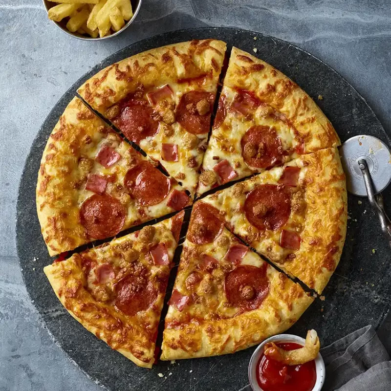 Meat Feast – Beef, Ham, Pepperoni & Smoky Sausage Pizza
