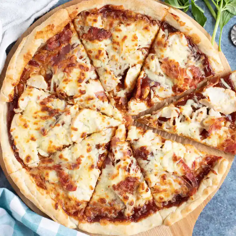Texas BBQ – Bacon, Chicken, Onion & Sweetcorn on a BBQ Base